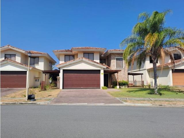 Casa venta en San Carlos