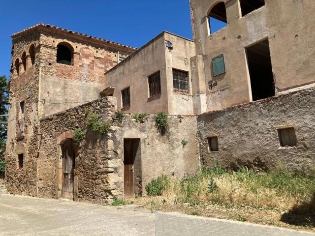Villa en venta en Ullastret