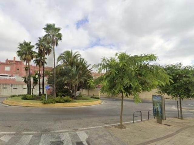 Casa en venta en San Bernabé, Campo de Gibraltar