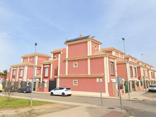 Casa en venta en Brenes, Andalucía
