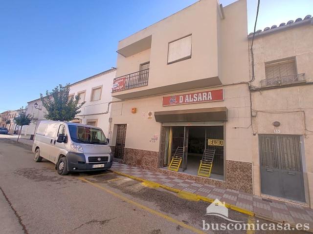 Villa en venta en Torreblascopedro