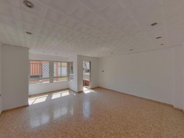 Piso en venta en la Ribera Alta, Valencia