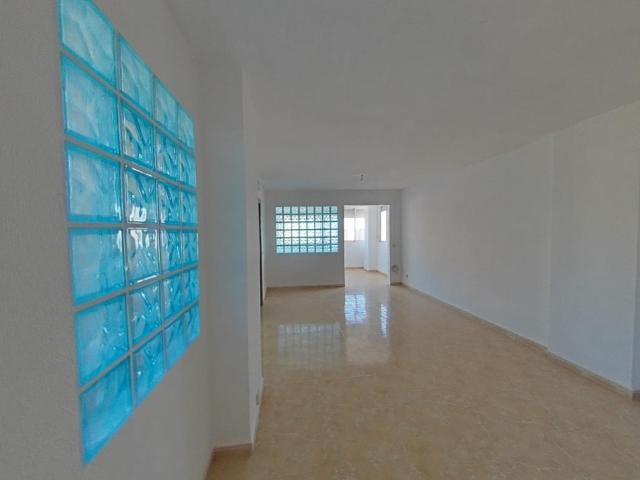 Piso en venta en la Cala, la Marina Baixa