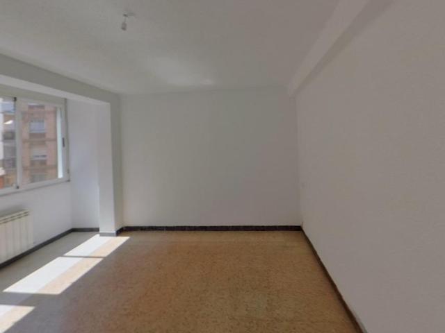 Piso en venta en La Paz, Zaragoza