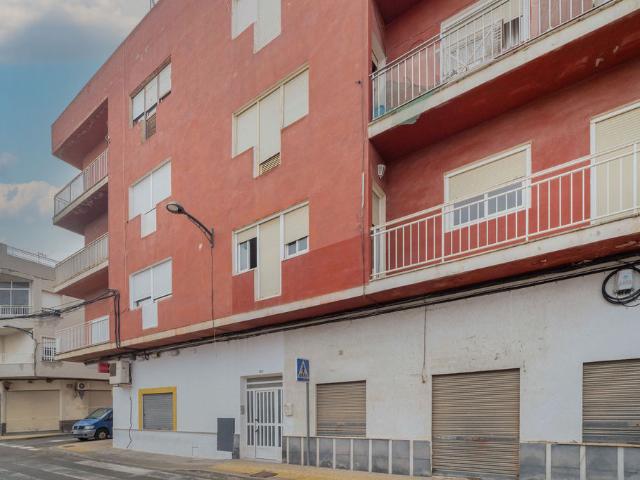 Piso en venta en Rafal