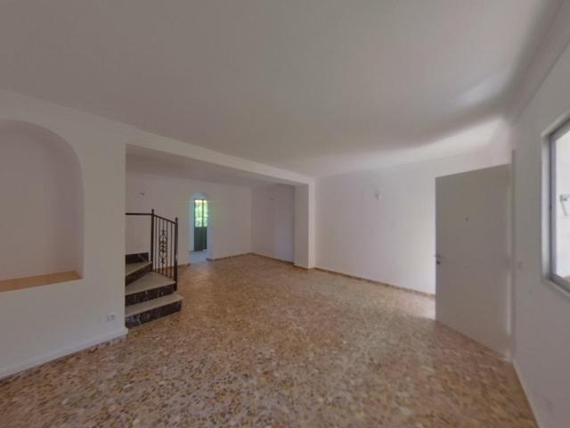 Casa en venta en Castillo de la Duquesa, Costa del Sol Occidental