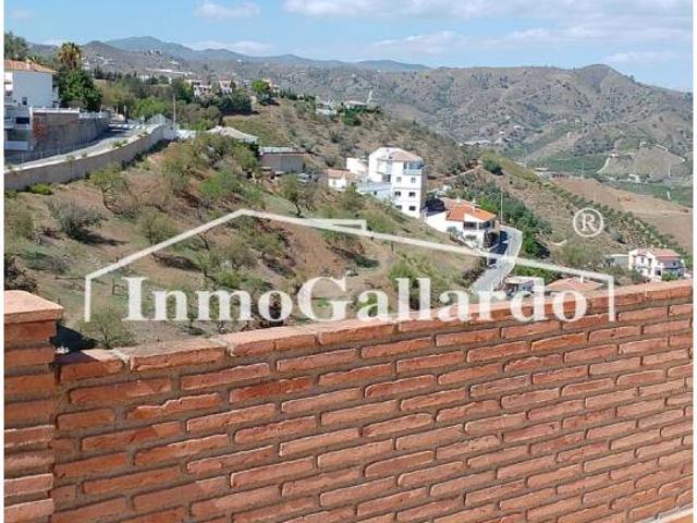 Piso en venta en Iznate