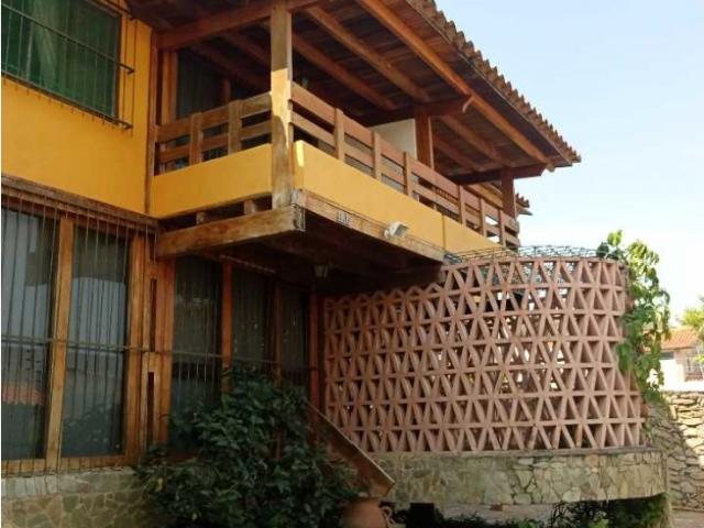 Casa en venta en Altos De Guataparo, Valencia