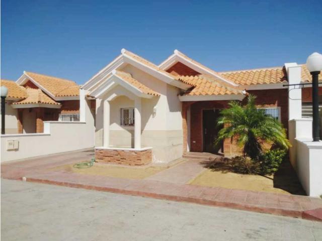 Casa en venta en Punto Fijo, Falcón