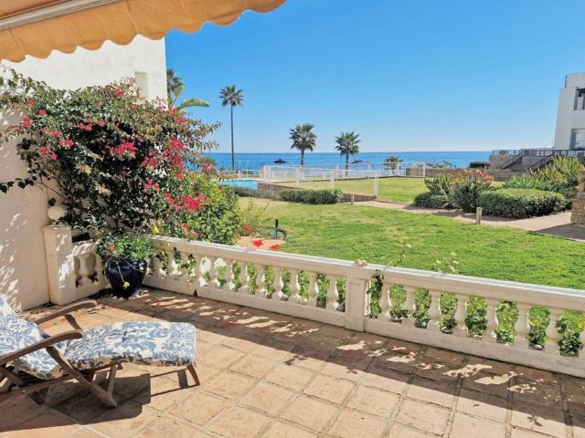 Chalet en venta en La Perla de Bahía, Costa del Sol Occidental