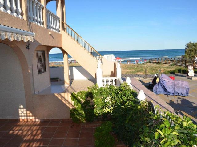 Chalet en venta en La Mata, el Baix Segura / La Vega Baja