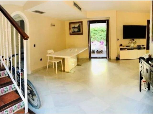 Chalet en venta en Atalaya, Costa del Sol Occidental