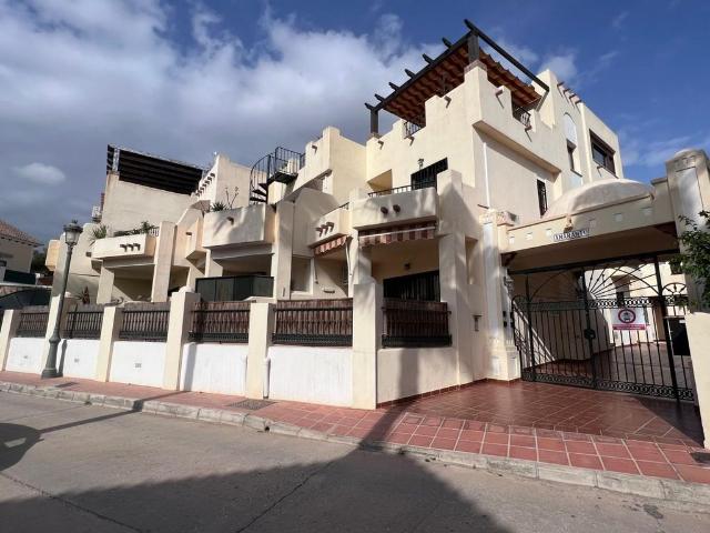 Chalet en venta en Imaroga, La Axarquía