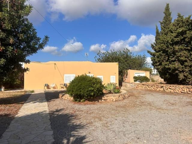 Chalet en venta en Sant Josep de sa Talaia, Eivissa