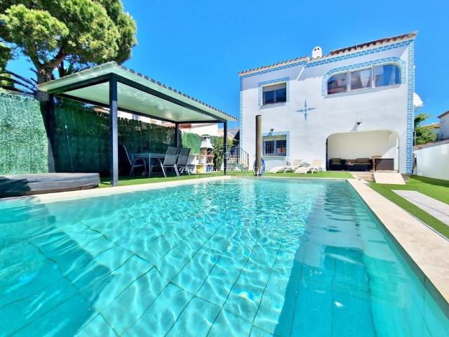 Chalet en venta en Alt Empordà, Catalunya