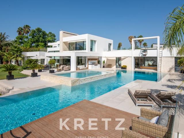 Chalet en venta en El Pilar, Costa del Sol Occidental