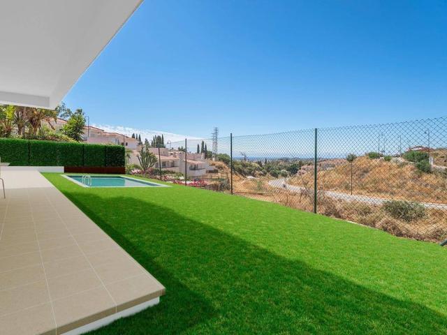 Chalet en venta en Doña Pilar, Costa del Sol Occidental