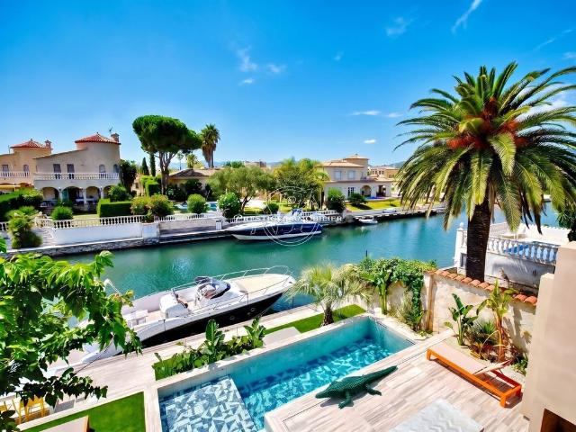Chalet en venta en Empuriabrava, Alt Empordà