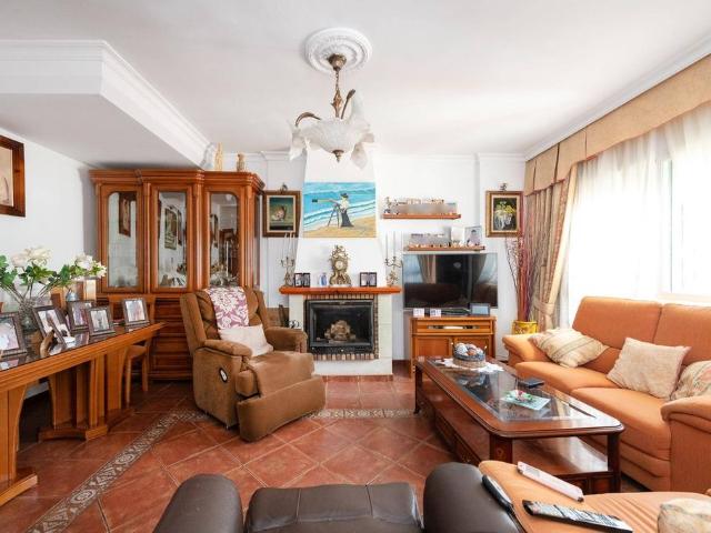 Chalet en venta en Torre de Benagalbón, La Axarquía