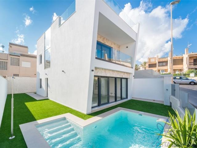 Chalet en venta en Torrevieja, Valencia