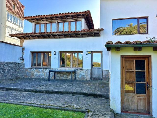 Chalet en venta en Comillas, Cantabria