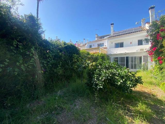 Chalet en venta en La Carolina, Costa del Sol Occidental