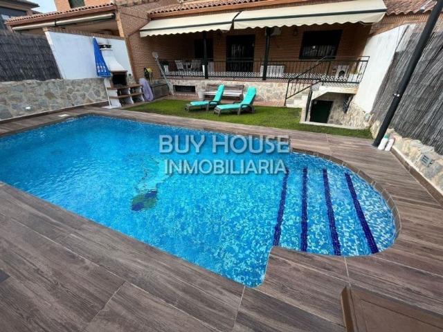 Chalet en venta en El Señorío de Illescas, Illescas