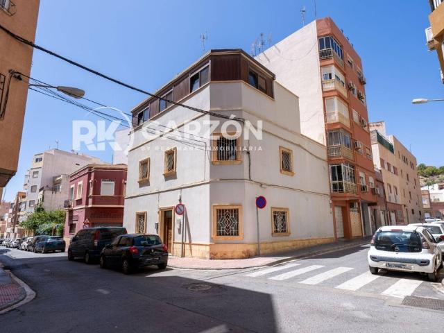 Chalet en venta en Los Ángeles, Almería