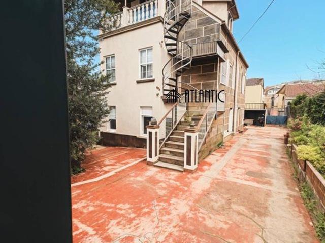Chalet en venta en Vigo