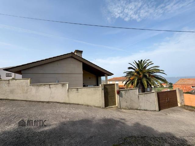 Chalet en venta en Vigo, Galicia