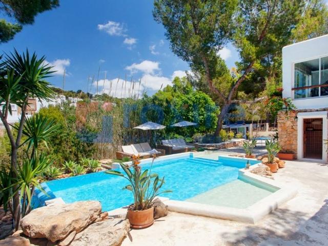 Chalet en venta en Sant Josep de sa Talaia, Eivissa