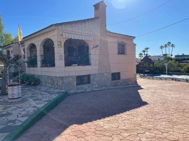 Chalet en venta en Urbanització Cabiscol, l'Alacantí