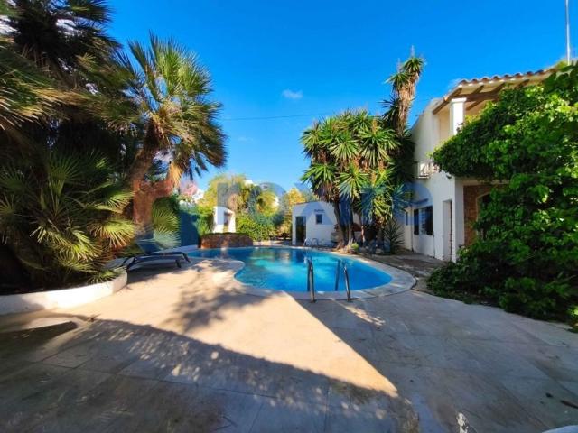 Chalet en venta en Sant Josep de sa Talaia, Eivissa