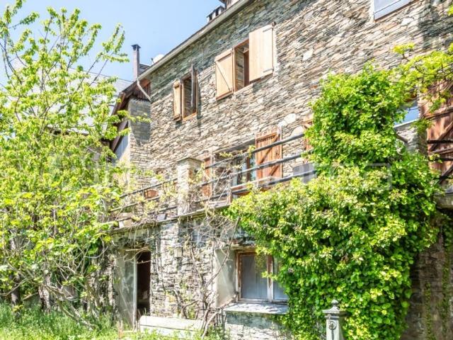 Chalet en venta en Montcorbau, Val d'Aran