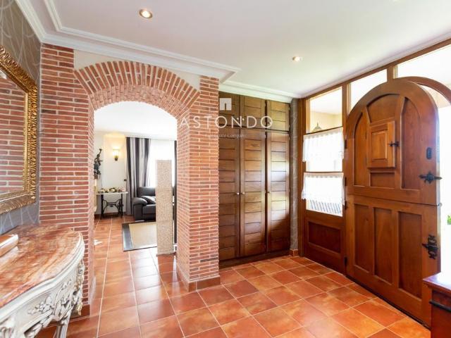 Chalet en venta en Bareyo, Cantabria