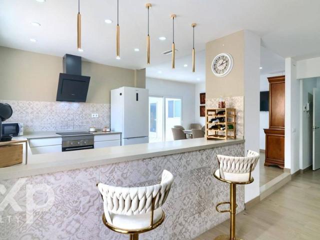 Chalet en venta en Algemesí, València / Valencia