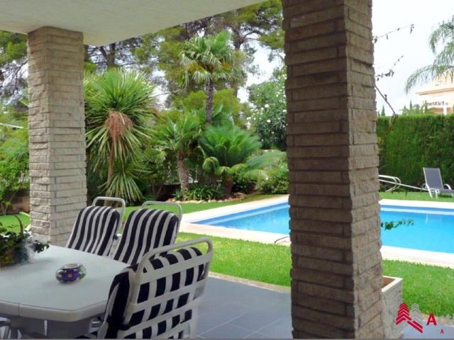 Chalet en venta en Dénia, Valencia