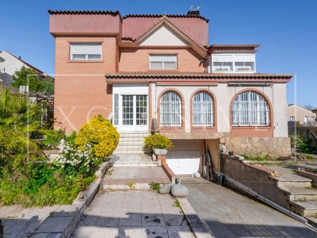 Chalet en venta en Valdeolmos-alalpardo, Madrid