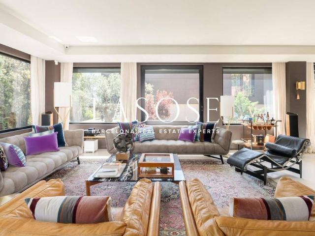 Chalet en venta en Finestrelles, Esplugues de Llobregat