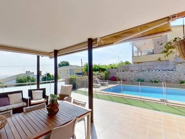 Chalet en venta en Marianao, Baix Llobregat