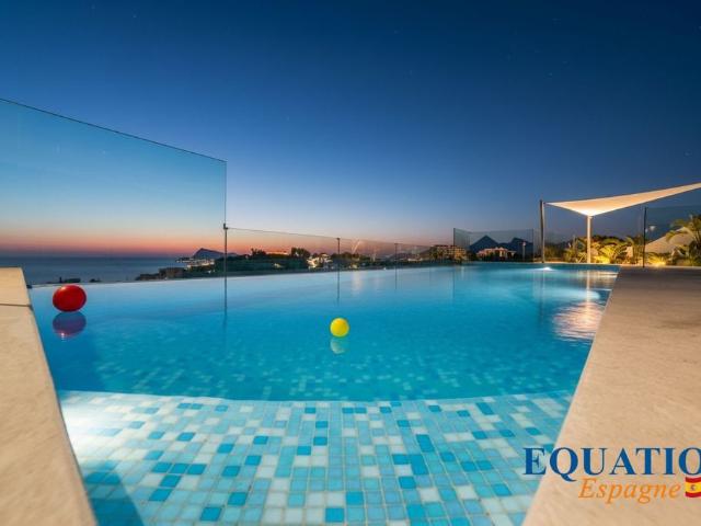 Chalet en venta en la Marina Baixa, Valencia