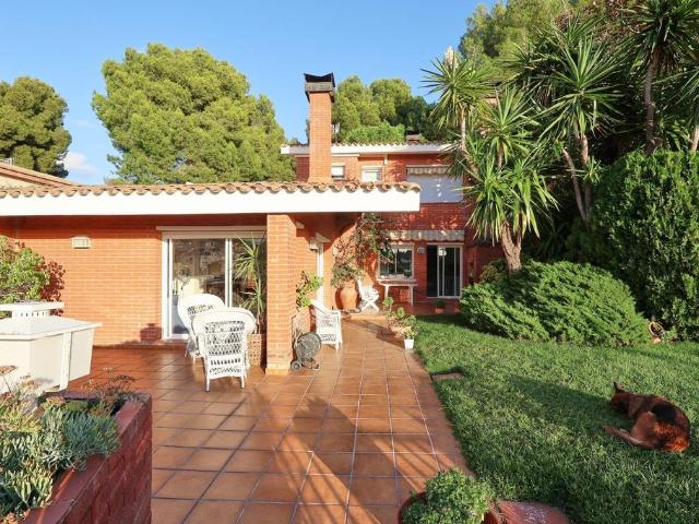Chalet en venta en Segur de Calafell, Baix Penedès