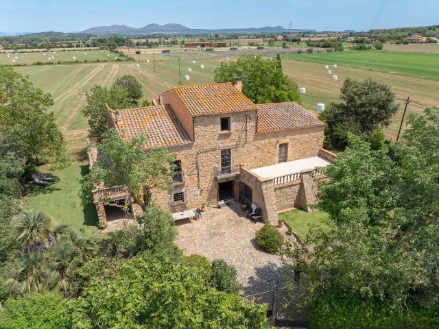 Villa en venta en Pals