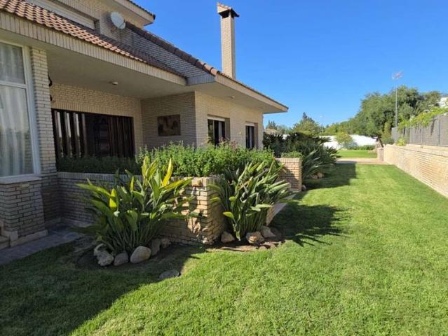Chalet en venta en Plaza del Caballo, Campiña de Jerez