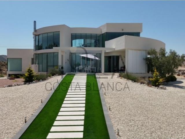 Chalet en venta en el Vinalopó Mitjà / El Vinalopó Medio, Valencia