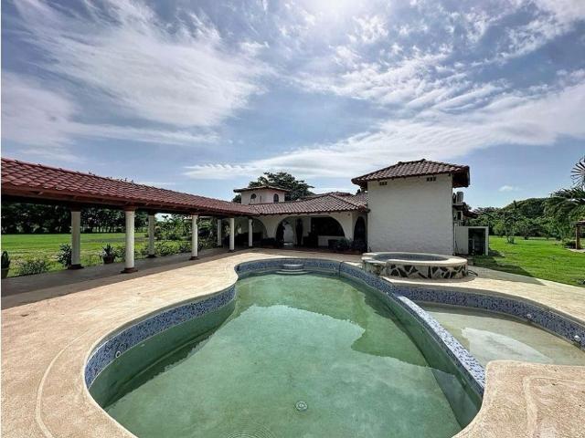 Casa alquiler en Antón