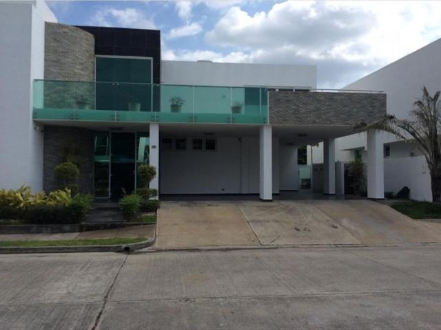 Casa alquiler en Ciudad de Panamá, Panamá