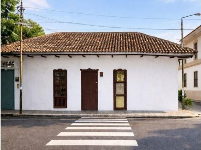 Casa en arriendo en Buga, Valle Del Cauca