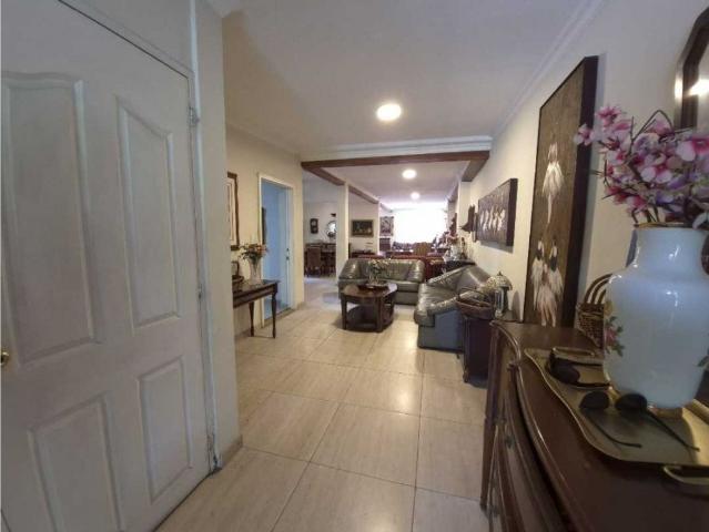 Casa en alquiler en Nueva Caracas, Caracas