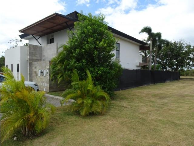 Casa alquiler en San Carlos